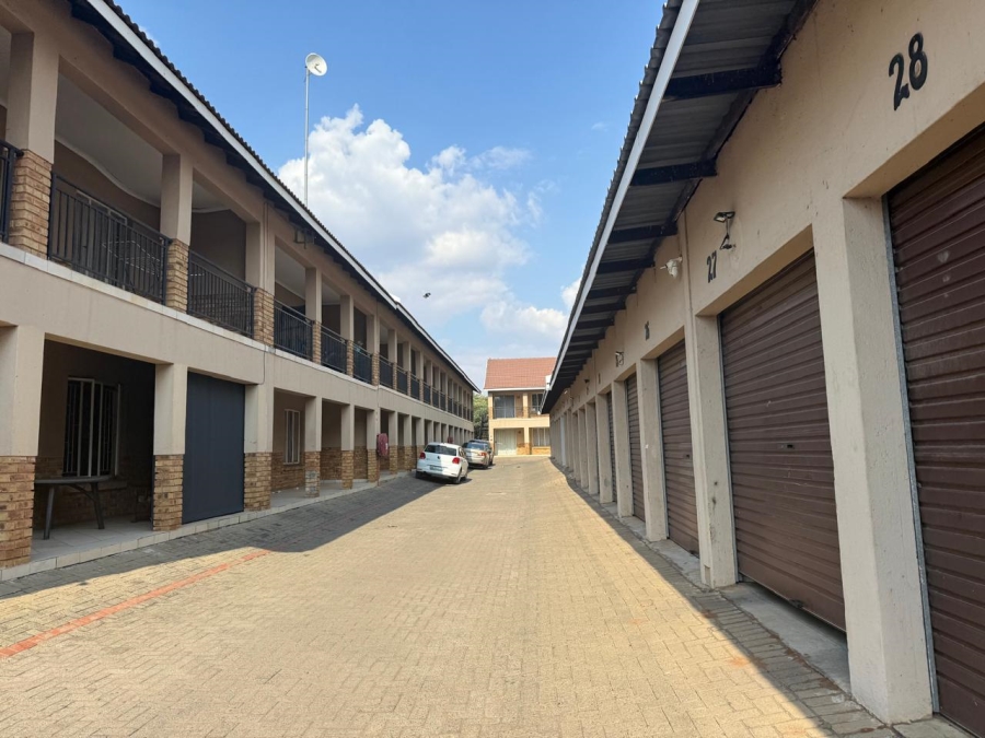 2 Bedroom Property for Sale in Rustenburg Central North West